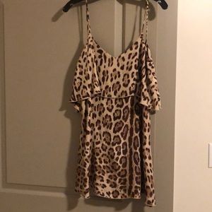 Planet Blue Blue Life leopard V back dress